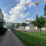 WBG "Treptow Nord" HänselKarree: Start Montage Außenwände Hänselstraße 47B